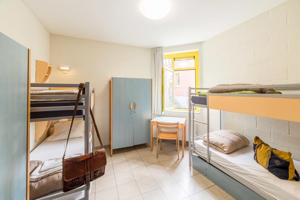 Auberge De Jeunesse De Ναμούρ Εξωτερικό φωτογραφία